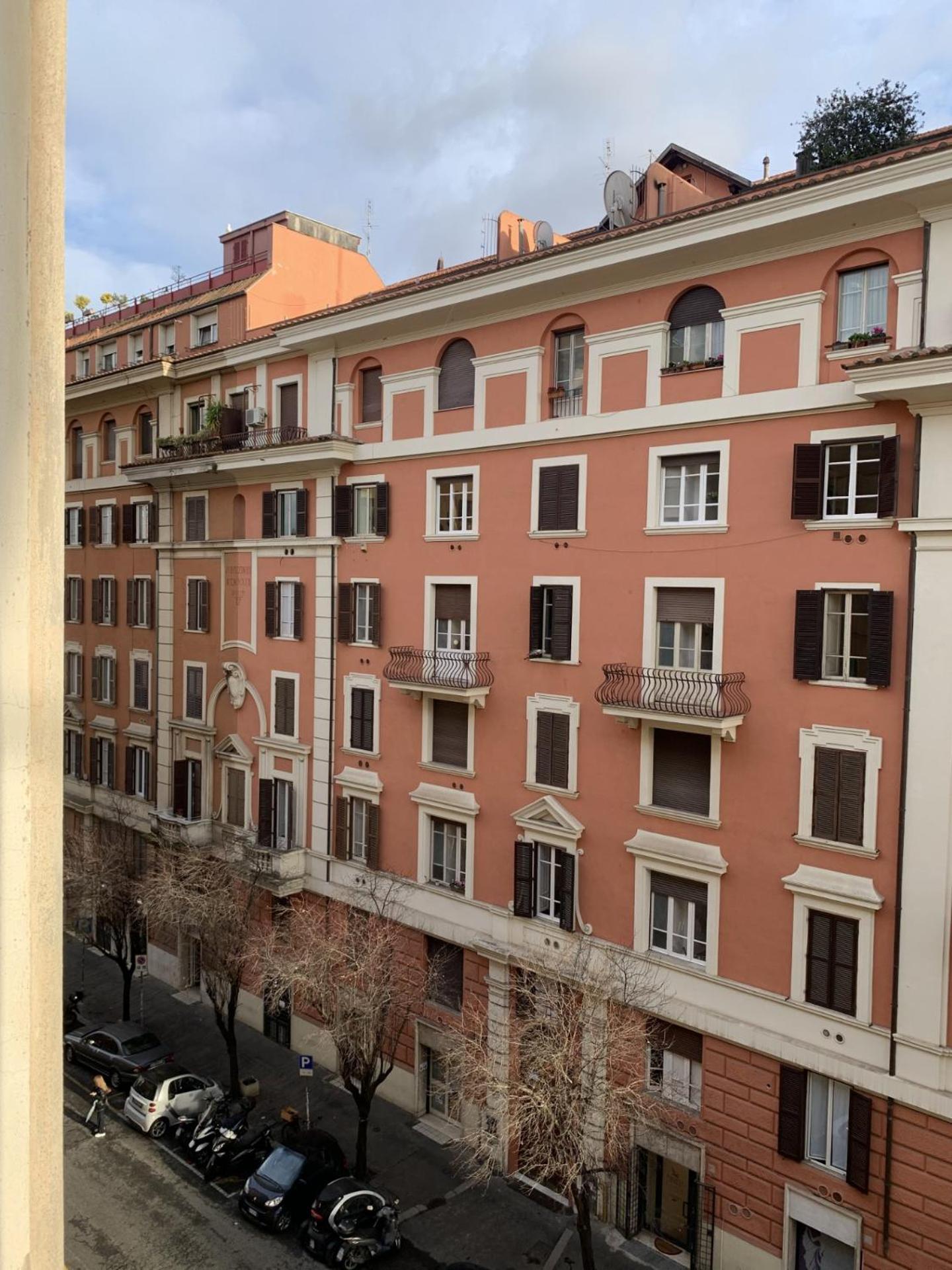 Prati Apartment — Photos 3